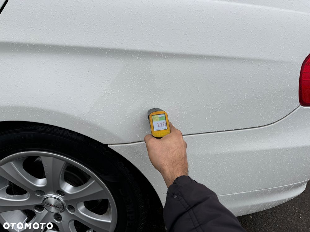 BMW Seria 3 316d Edition M Sport Shadow - 13