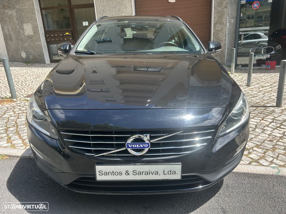Volvo V60 2.0 D3 Momentum - 6
