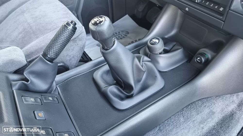 Land Rover Range Rover 2.5 TDi - 33