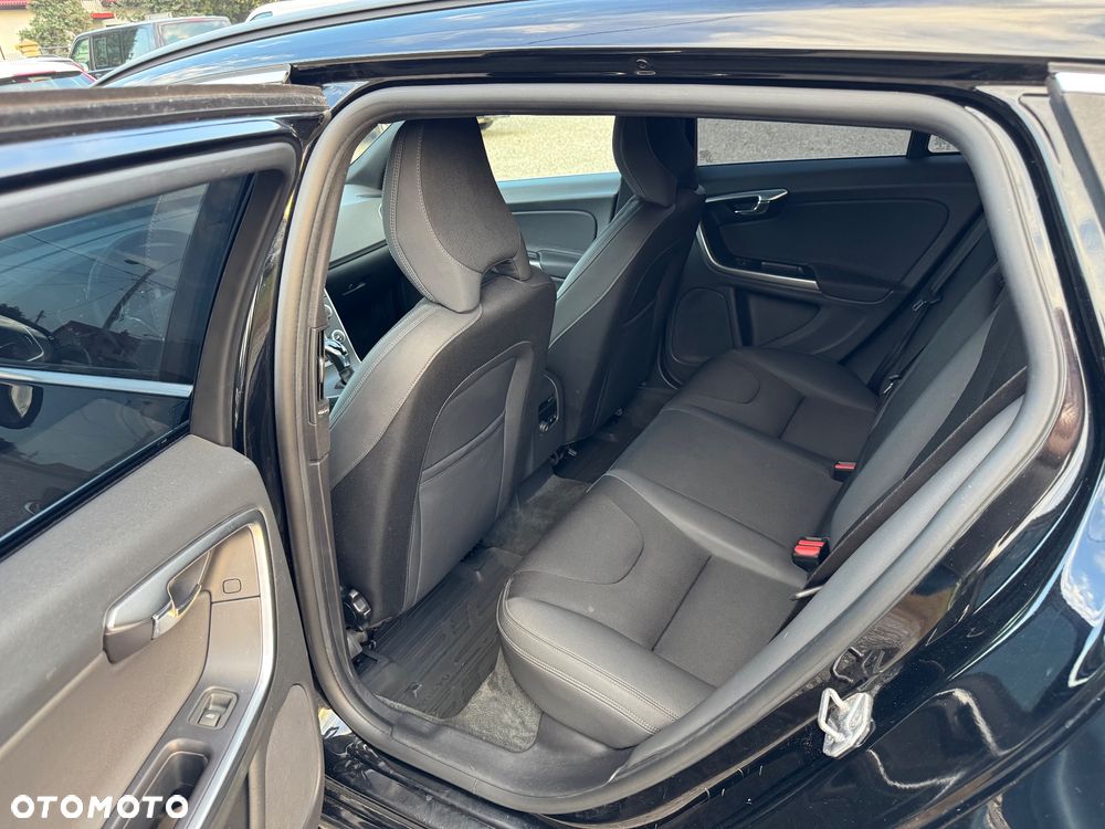 Volvo V60 - 8