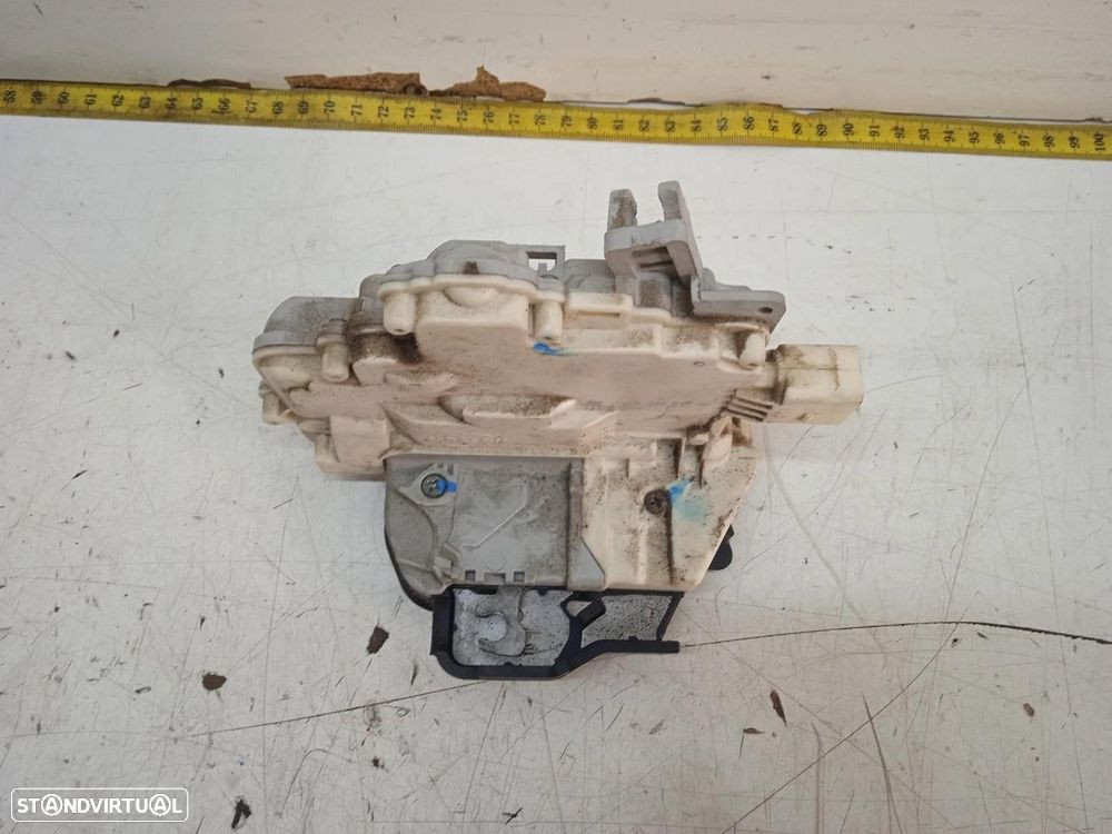 FECHADURA PORTA TRASEIRA DIREITA AUDI A4 AVANT 2005 - 2