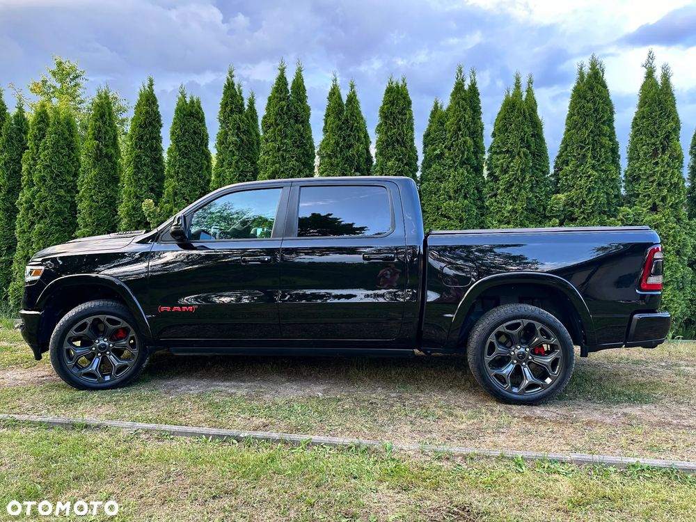 RAM 1500 Crew Cab Shortbed Limited - 9