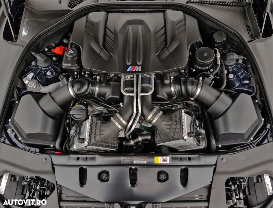 motor bmw M5 M6 F10 F06 F12 F13 V8 S63B44B S63 montat între 2012-2019 pe m5 F10 m6 F12 F06 F13 x5 f85 x6 F86 560hp motorul are 106000 km reali nu are defecte - 1