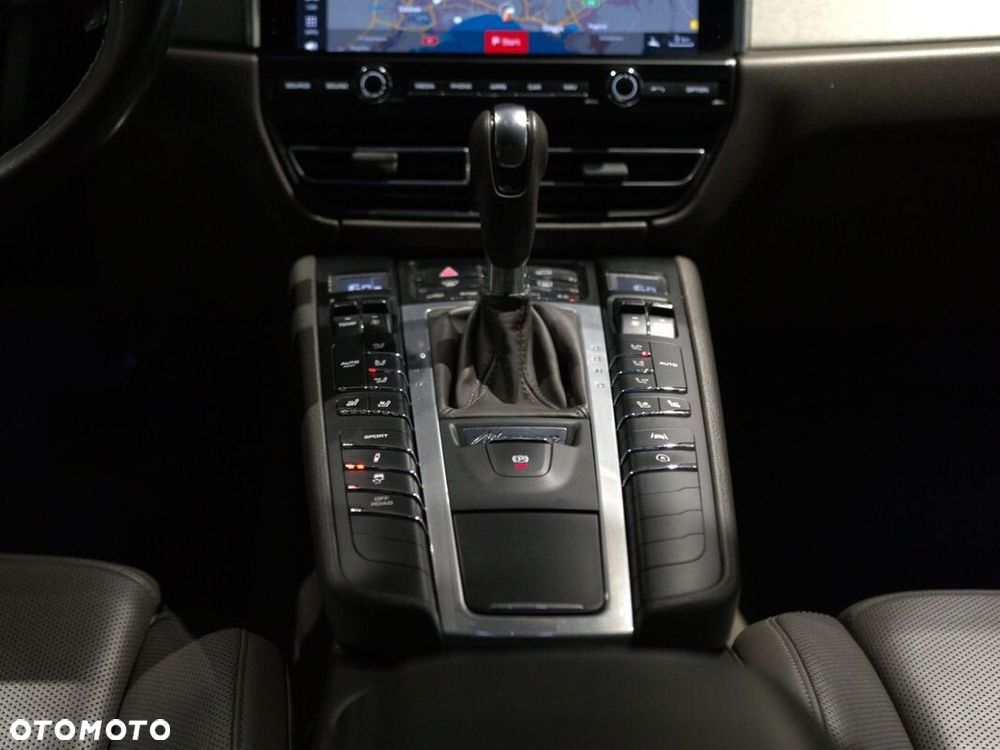 Porsche Macan Standard - 31