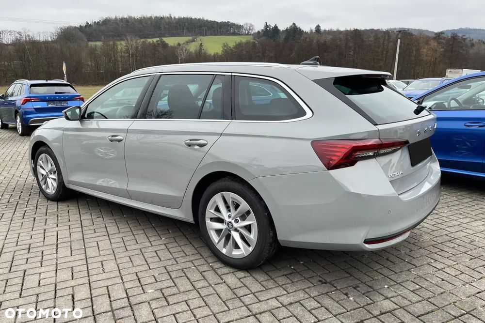 Skoda Octavia 1.5 TSI mHEV Drive Selection DSG - 9