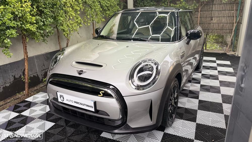 MINI 3 Portas Cooper SE Premium Extra Resolute Edition - 3