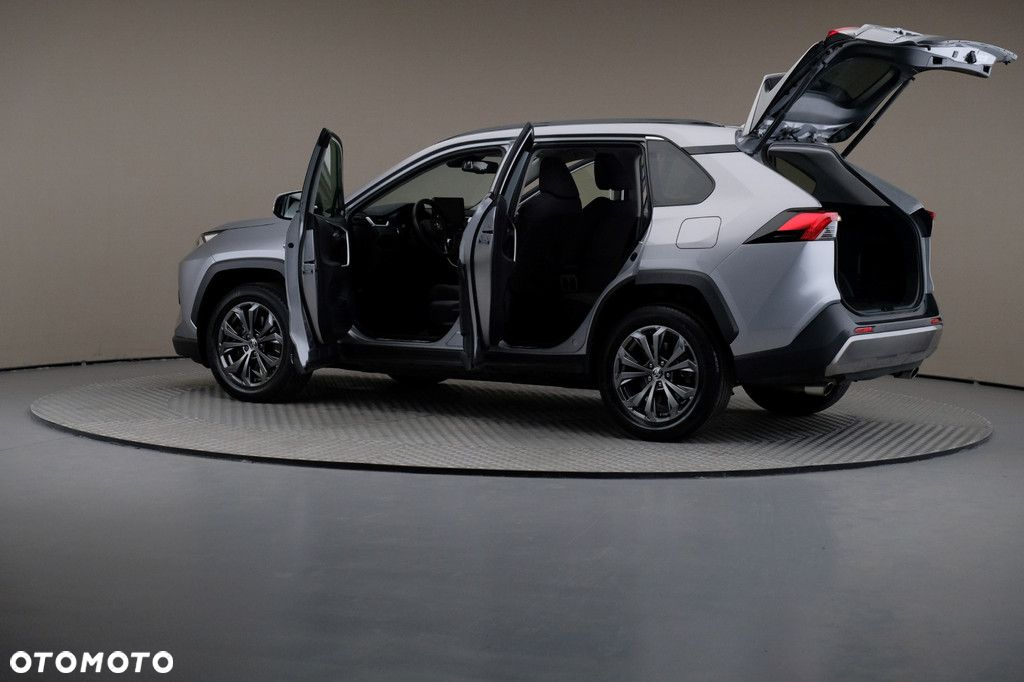 Toyota RAV4 - 7