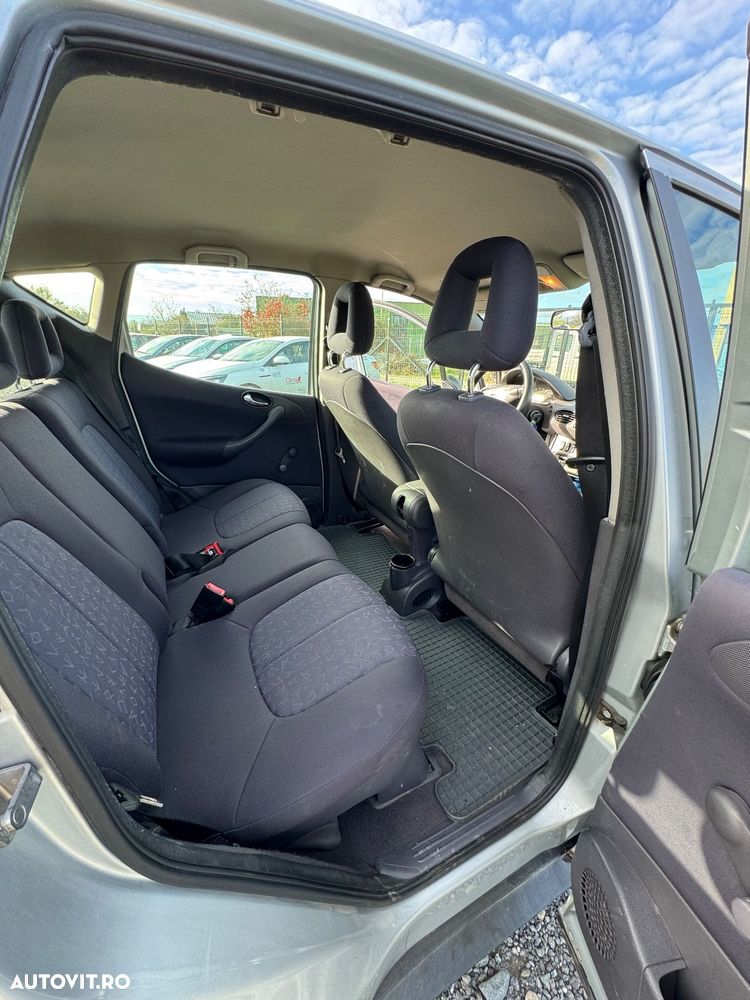 Mercedes-Benz A 170 CDI Avantgarde - 13
