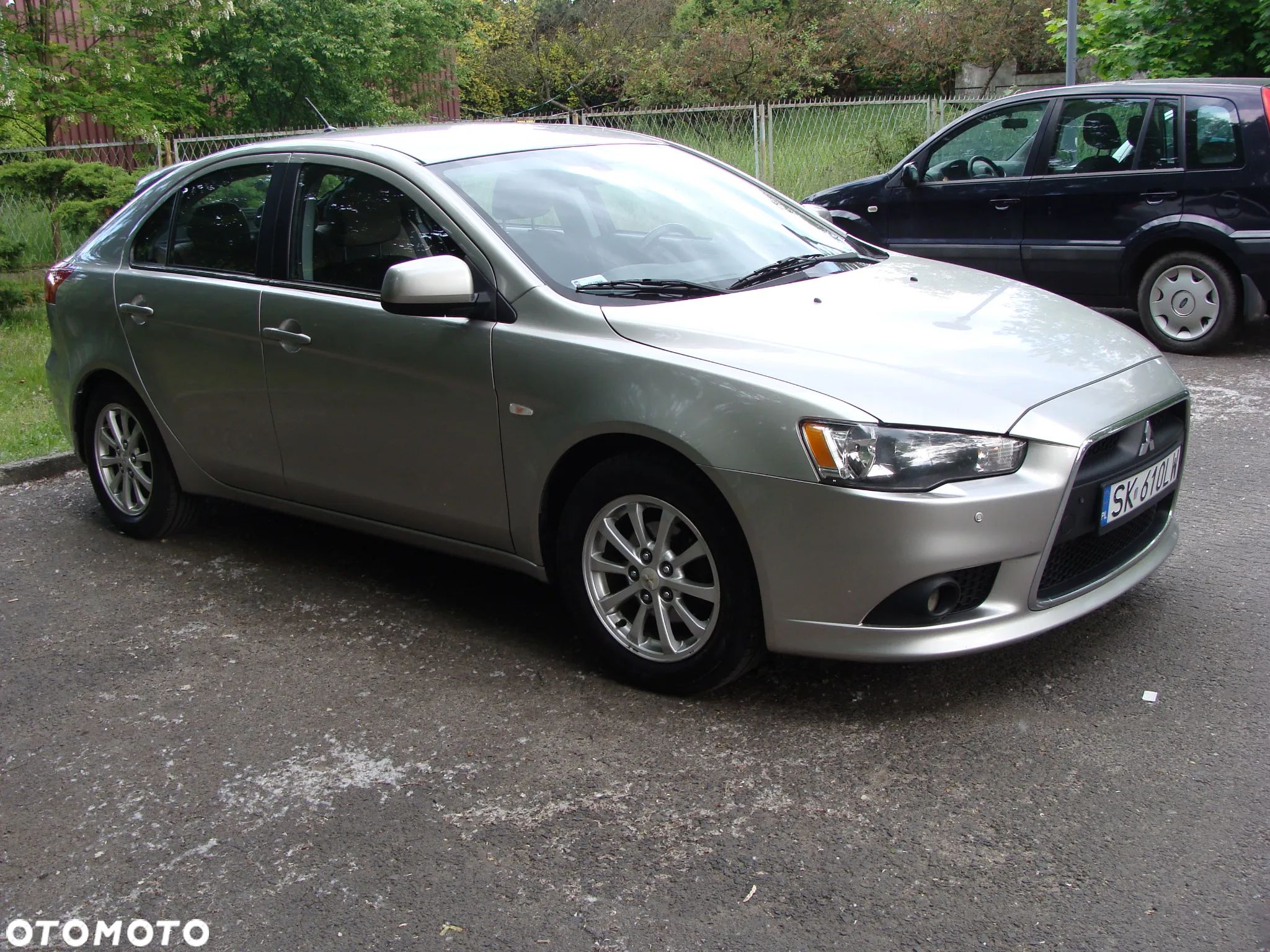 Mitsubishi Lancer 1.6 Invite - 1