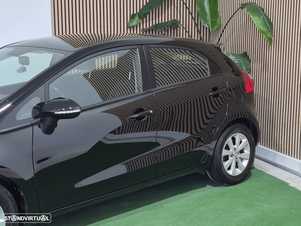 Kia Rio 1.2 CVVT LX - 3