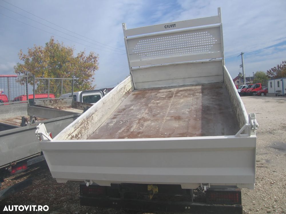 Iveco DAILY 35 C 14, 3 LOC. BASCULABIL PE  TREI PĂRȚI , AC . EURO  VI . - 25