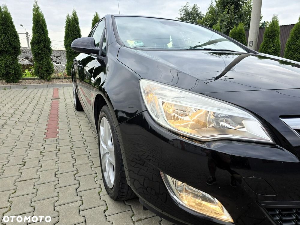 Opel Astra 1.6 Enjoy EU6 - 18