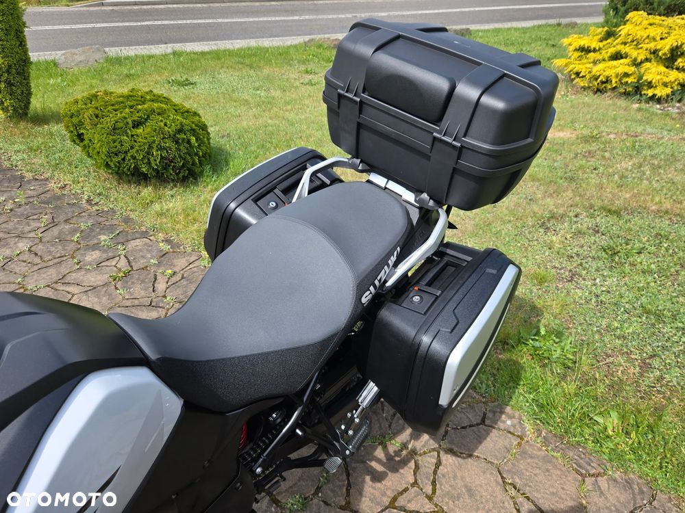 Suzuki V-STROM - 11