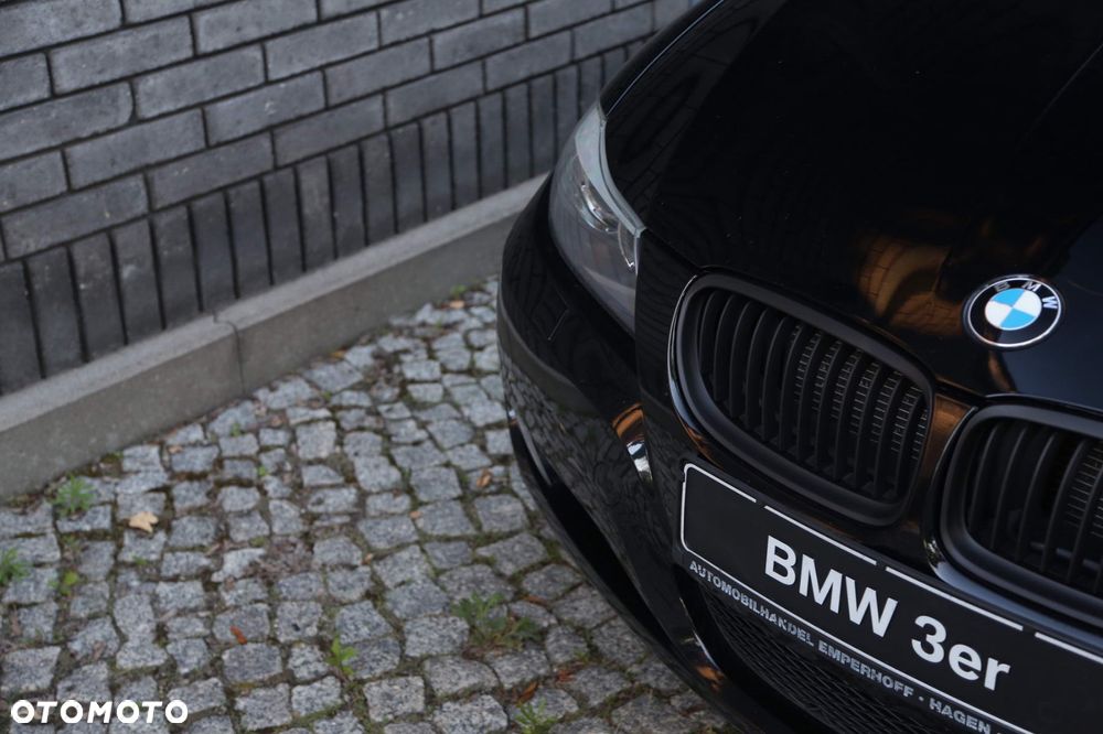BMW Seria 3 318d DPF Touring - 9