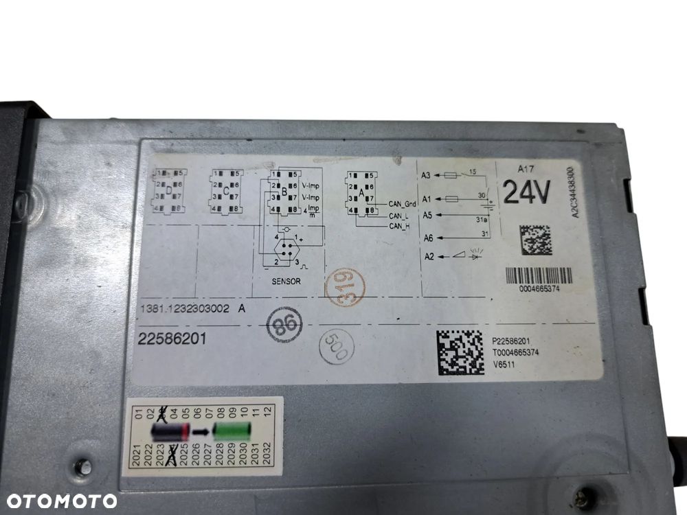 TACHOGRAF CYFROWY TYP 1381 VOLVO 2016R 2017R. VER 2.2  22586201 - 4