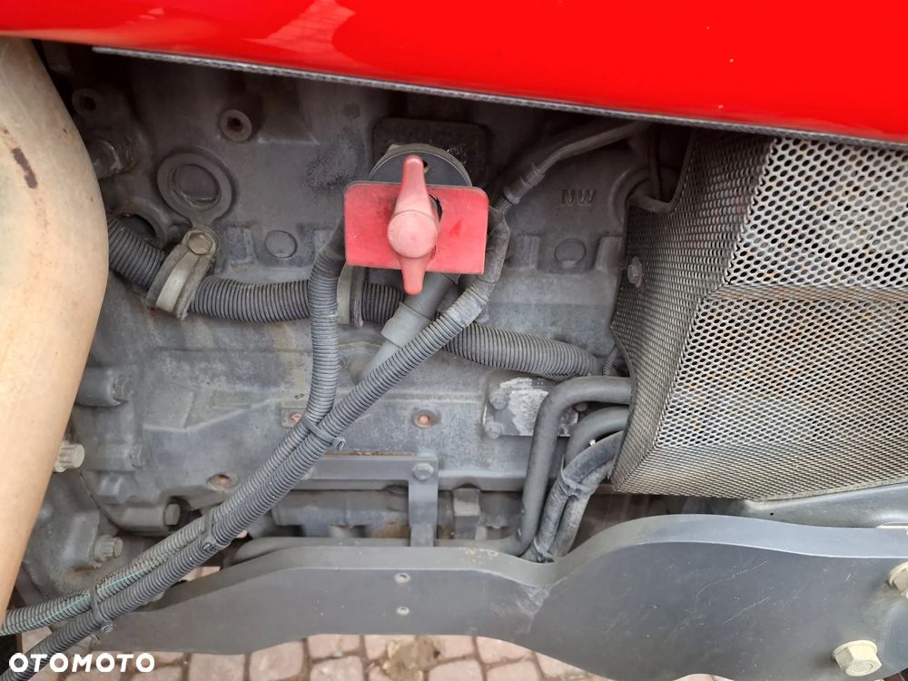 Massey Ferguson 5435, 2011r., 85KM - 4