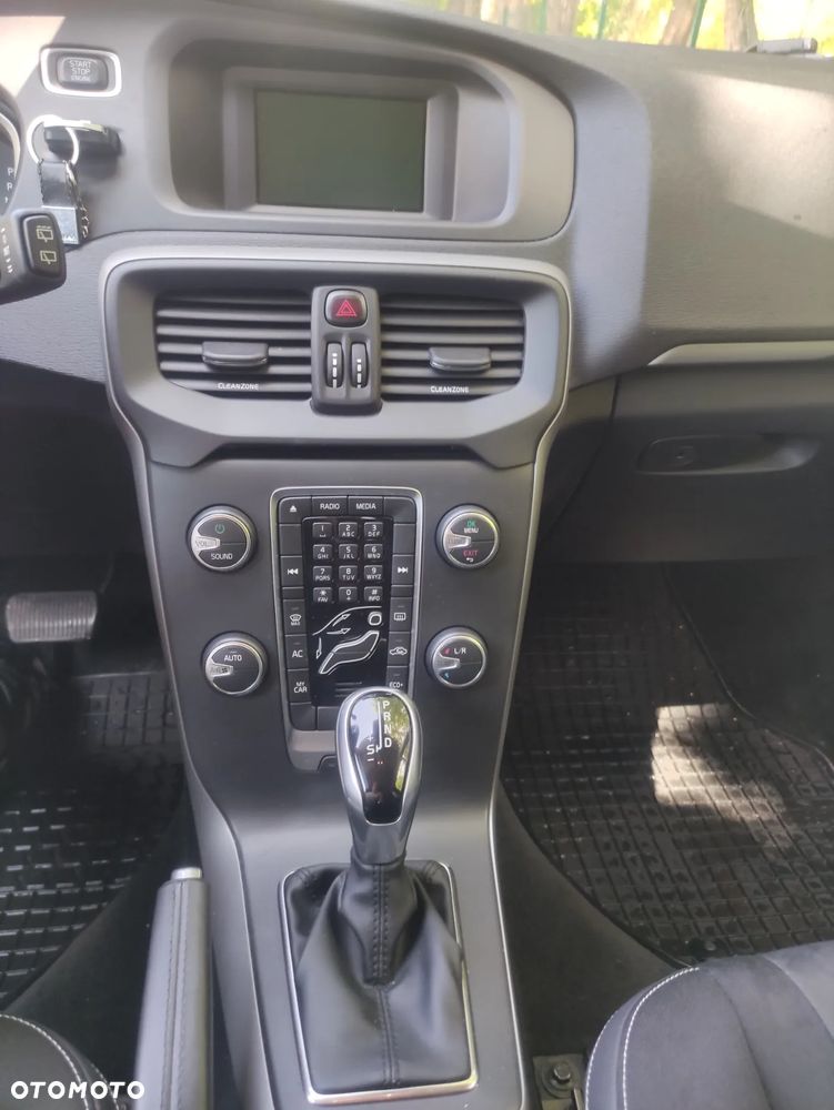 Volvo V40 T3 Drive-E Kinetic - 16