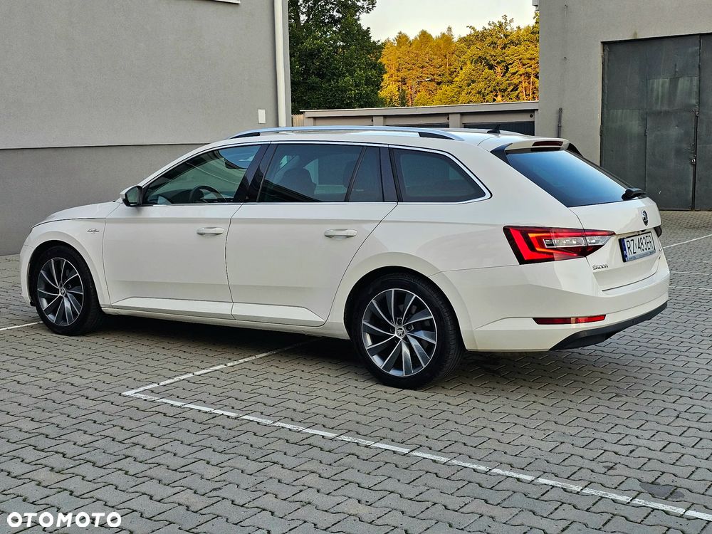 Skoda Superb 2.0 TDI 4x4 DSG L&K - 12