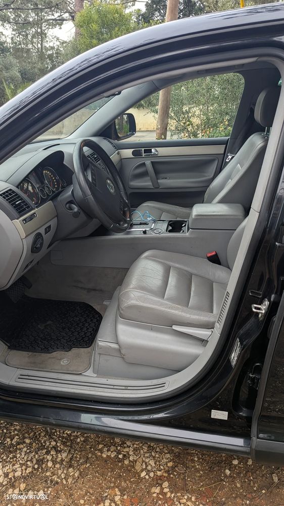 VW Touareg 3.0 TDI V6 Tiptronic - 9