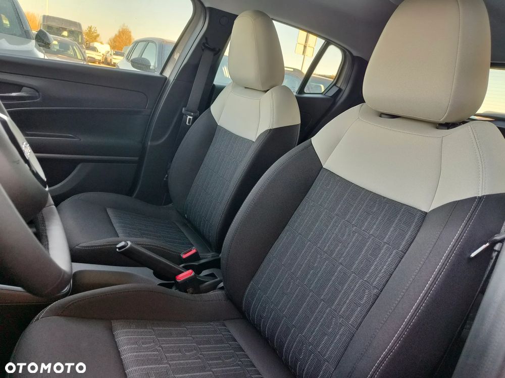 Fiat 600 1.2 Turbo Pop eDCT - 8