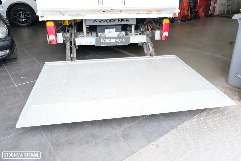 Nissan NT400 3.0DCI 35/13 c/ plataforma Dhollandia - 5