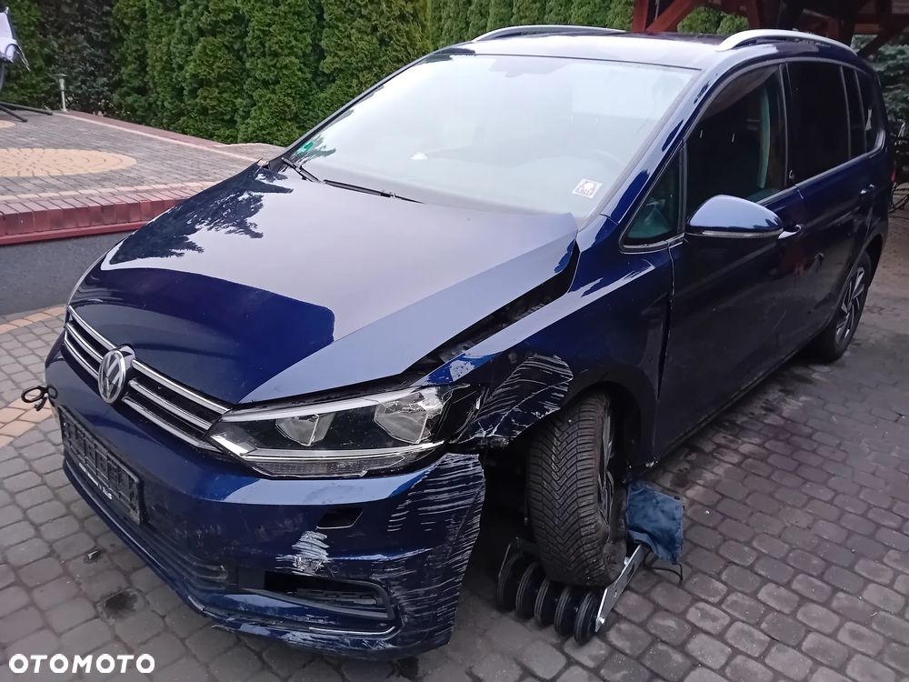 Volkswagen Touran 1.2 TSI BMT Trendline - 17