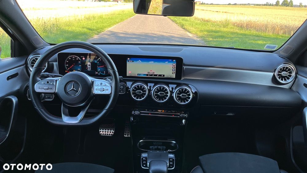 Mercedes-Benz Klasa A 200 AMG Line 7G-DCT - 18