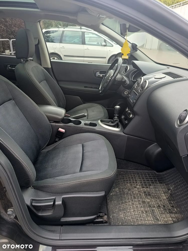 Nissan Qashqai 2.0 dCi DPF tekna - 11