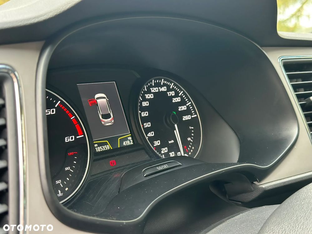 Seat Leon 2.0 TDI Xcellence S&S DSG - 13