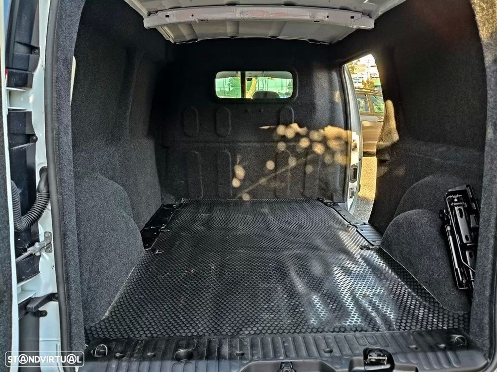 Renault kangoo maxi 1.5 dci - 4