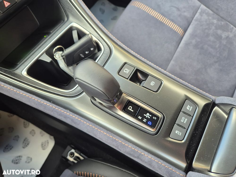 Lexus LBX 1.5 HEV 4x2 CVT Cool - 31