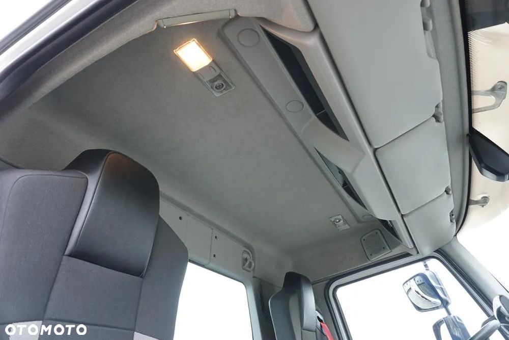 Renault PREMIUM / D16 / ACC / SKRZYNIOWY + HDS / HIAB 099 E - 2 HIDUO - 17