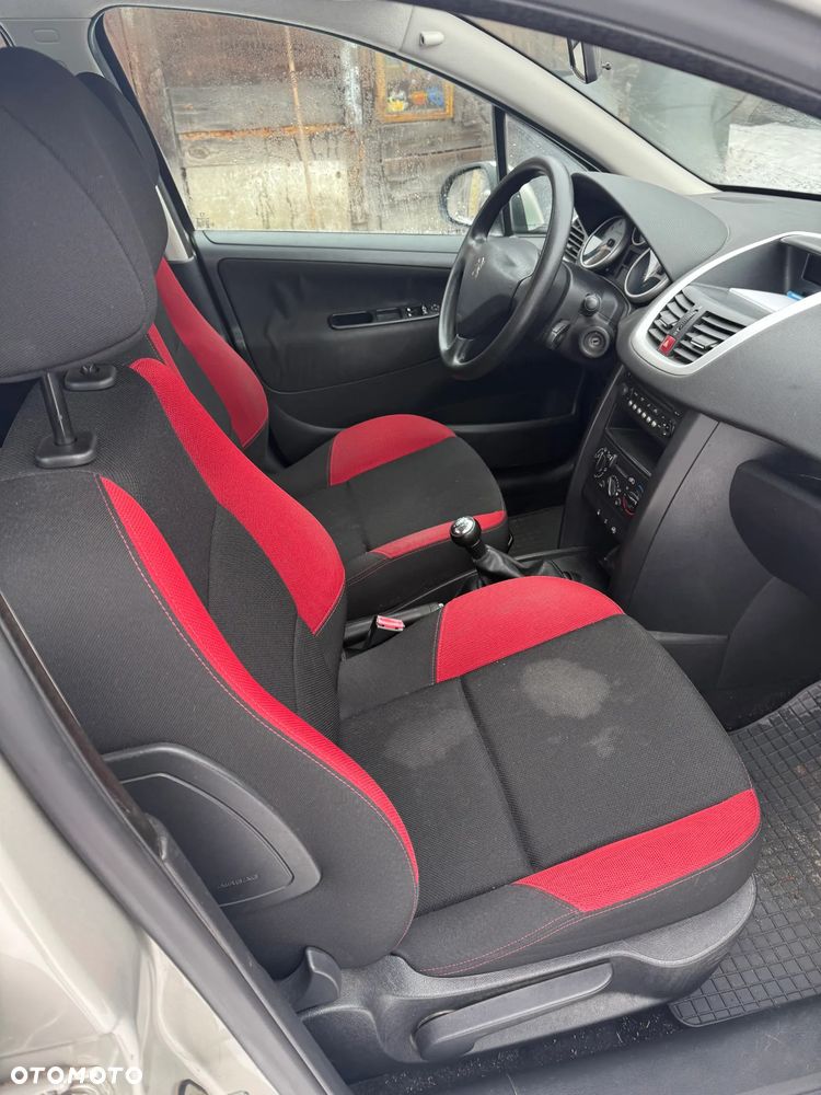 Peugeot 207 1.4 16V Trendy nICE - 4