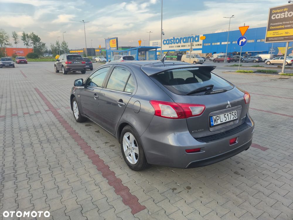 Mitsubishi Lancer 1.8 Inform - 2