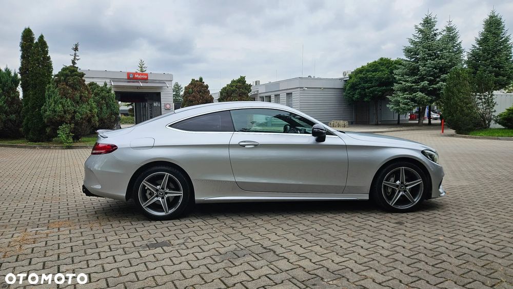 Mercedes-Benz Klasa C 200 9G-TRONIC AMG Line - 6