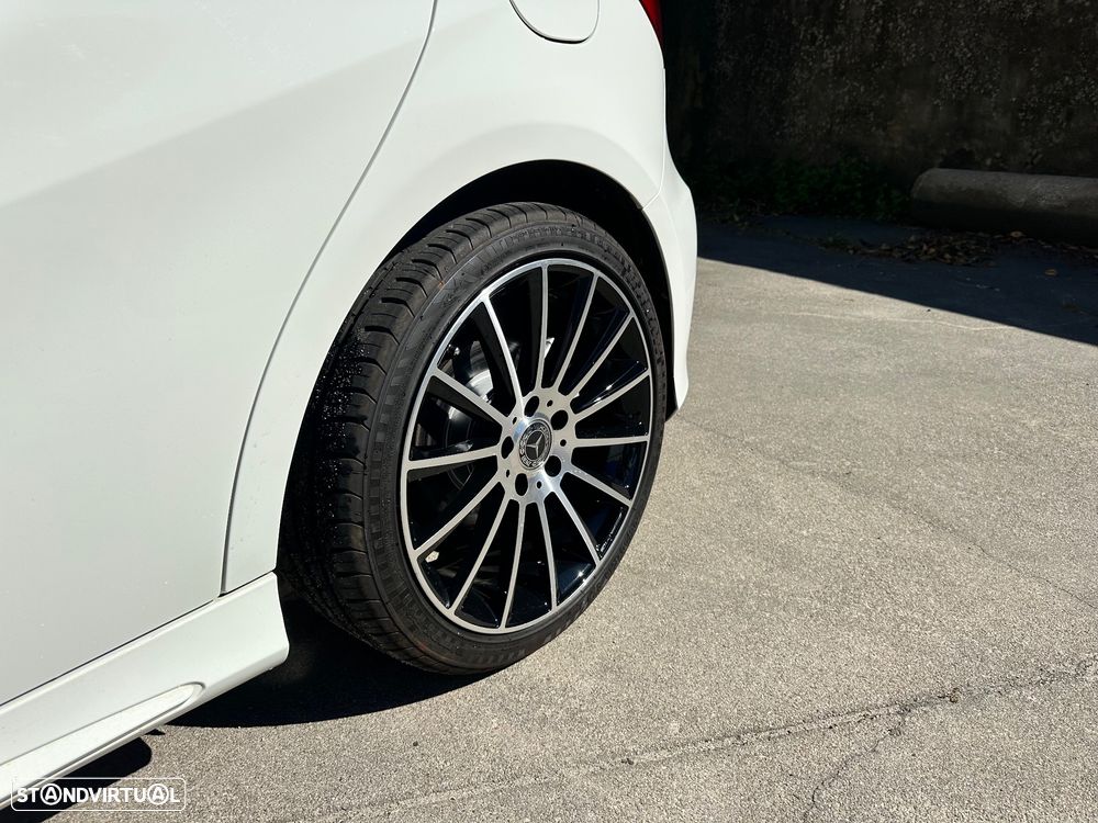 Mercedes-Benz A 180 CDI AMG Line - 13