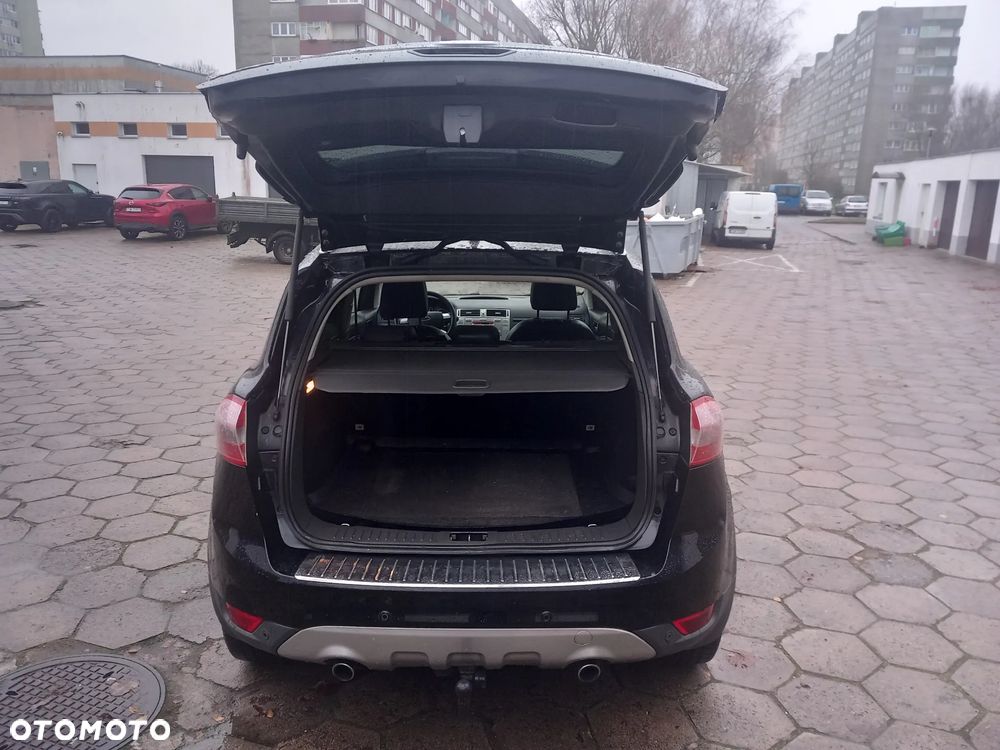 Ford Kuga 2.0 TDCi 2x4 Titanium - 20