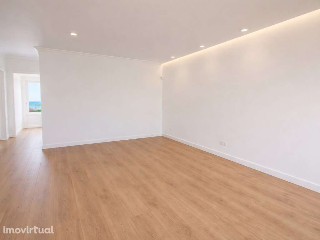 T2 com terraço e varanda | Totalmente renovado - Grande imagem: 4/18