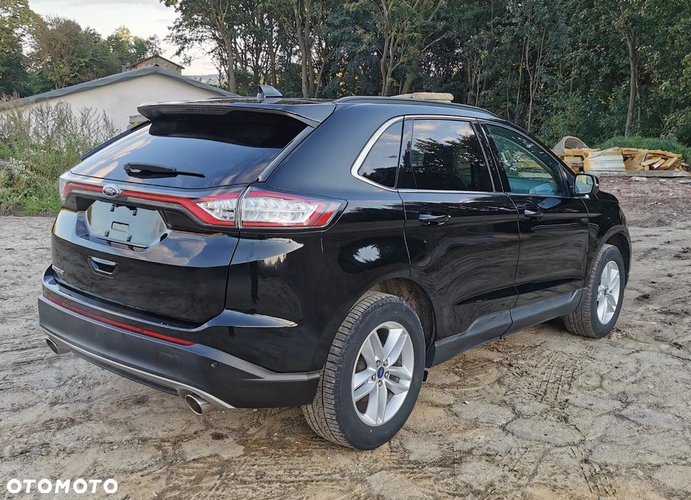 Ford Edge - 5