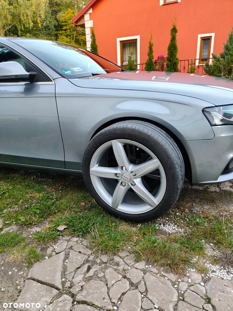 Audi A4 Limousine - 19