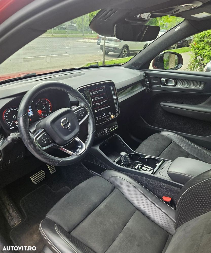 Volvo XC 40 D4 AWD R-Design - 10