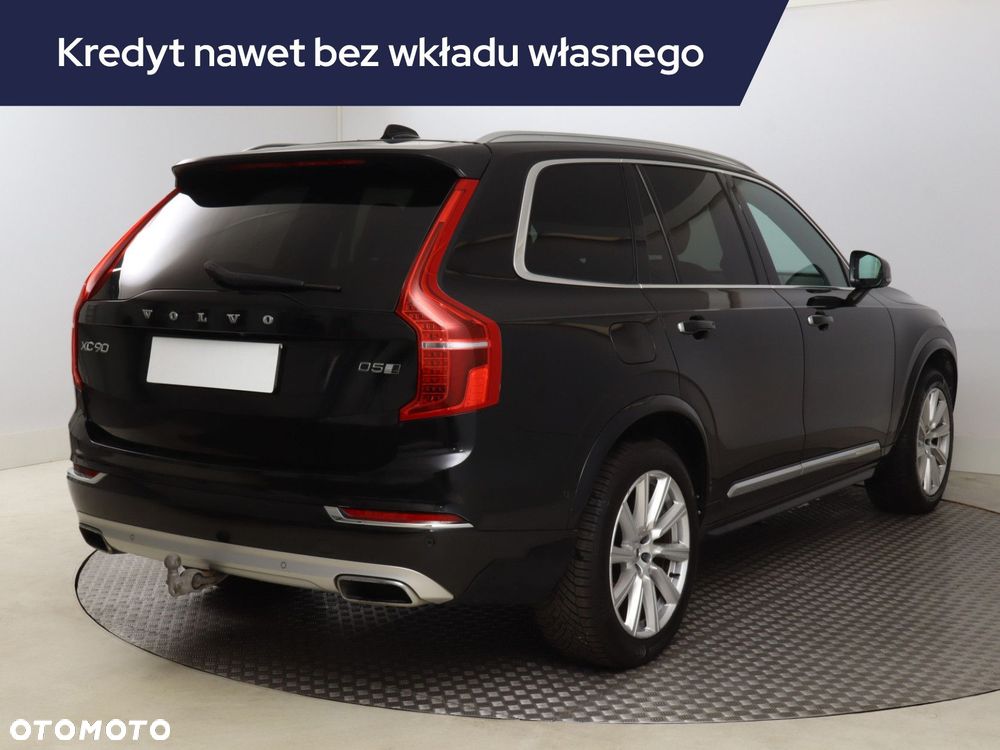 Volvo XC 90 - 7