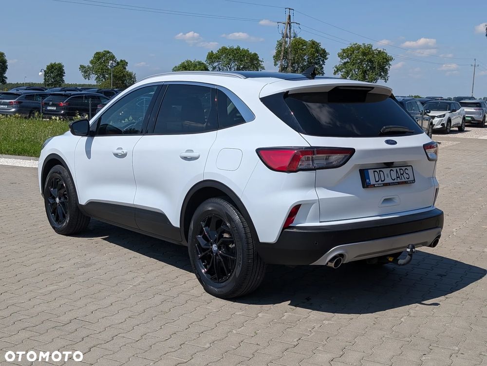 Ford Kuga 1.5 EcoBoost TITANIUM X - 11
