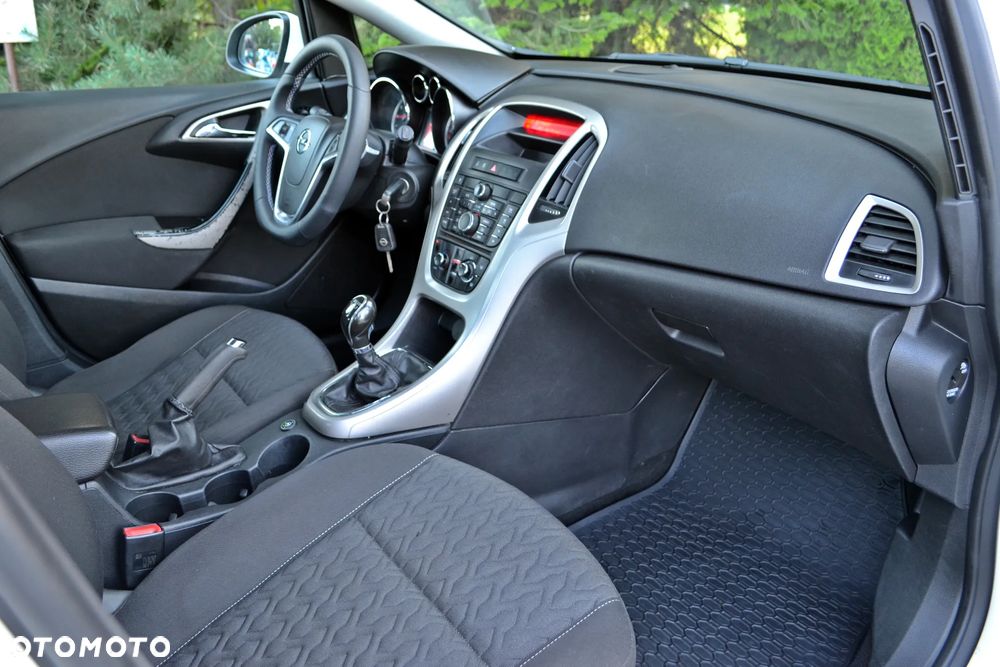 Opel Astra - 23