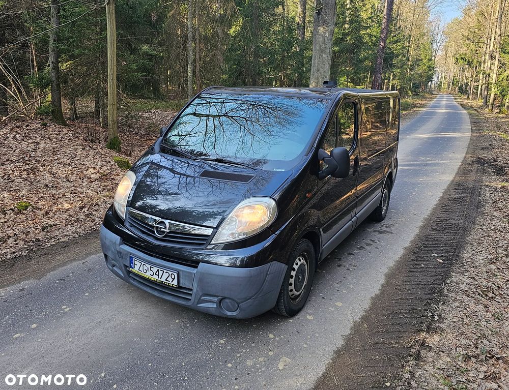 Opel Vivaro - 2