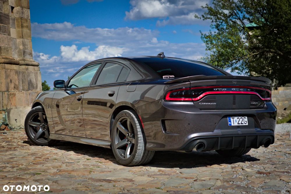 Dodge Charger Automatik SRT Hellcat - 13