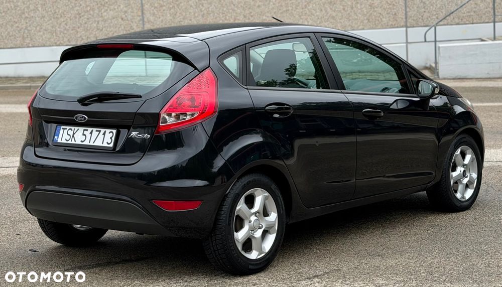 Ford Fiesta 1.25 Celebration - 4