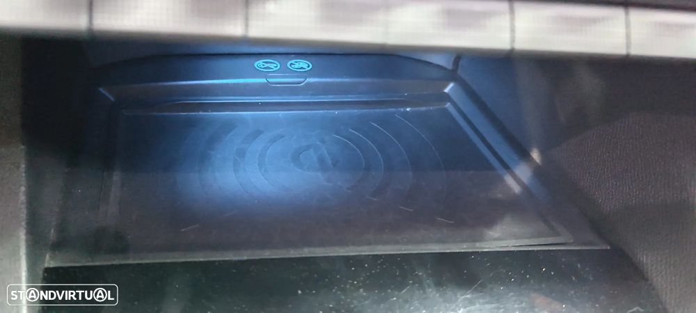 Peugeot 3008 1.2 PureTech Allure EAT8 - 25