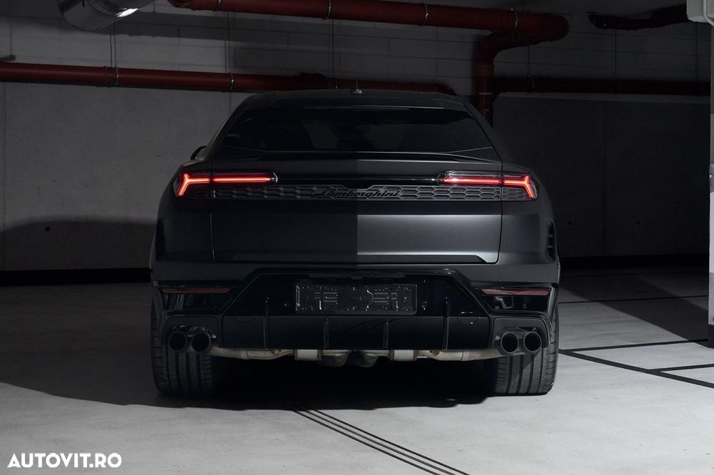 Lamborghini URUS - 9