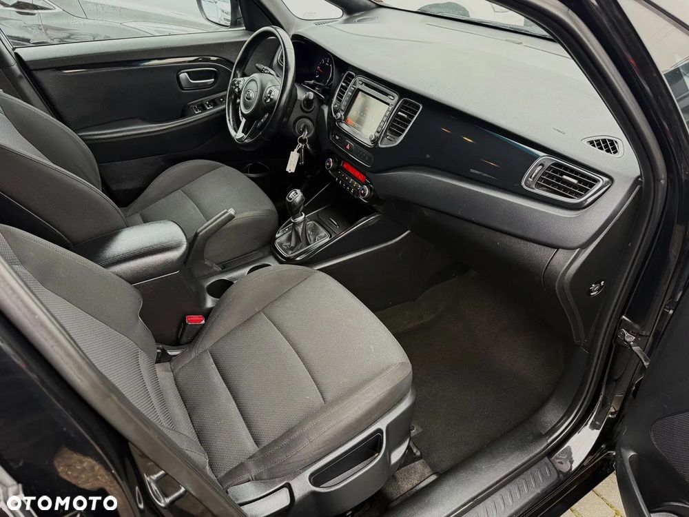 Kia Carens 1.7 CRDi 115 Dream-Team Edition - 13